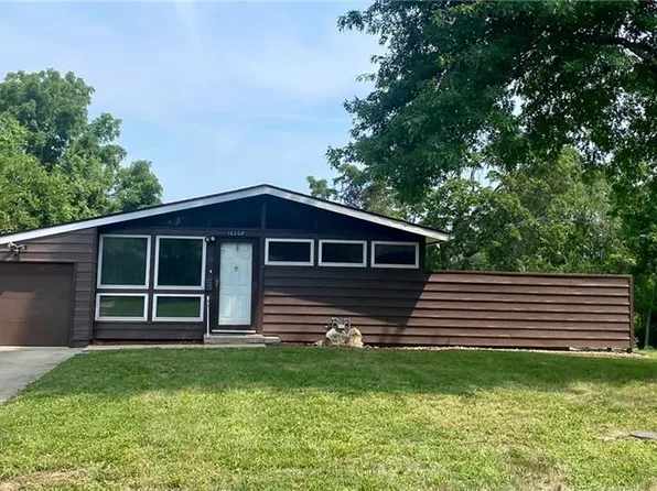 10208 E 57th St, Raytown, MO 64133