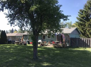 9426 SE Regents Dr, Milwaukie, OR 97222