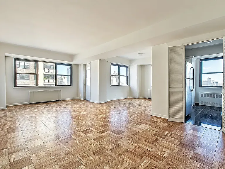 305 E 86th St #6SW — Photo 2