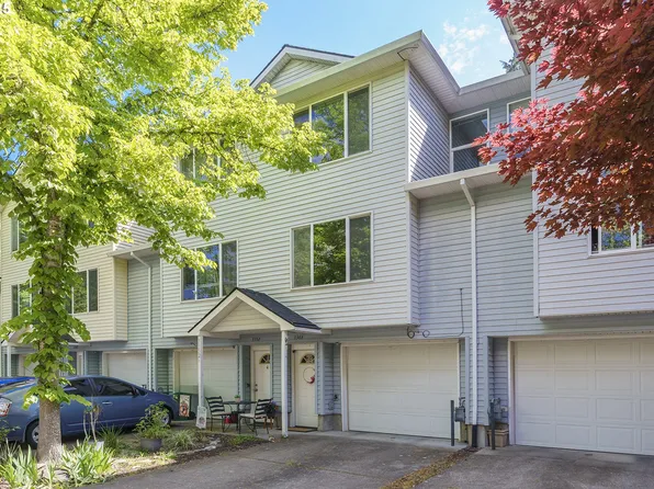 3368 SW Delaney Pl, Portland, OR 97225