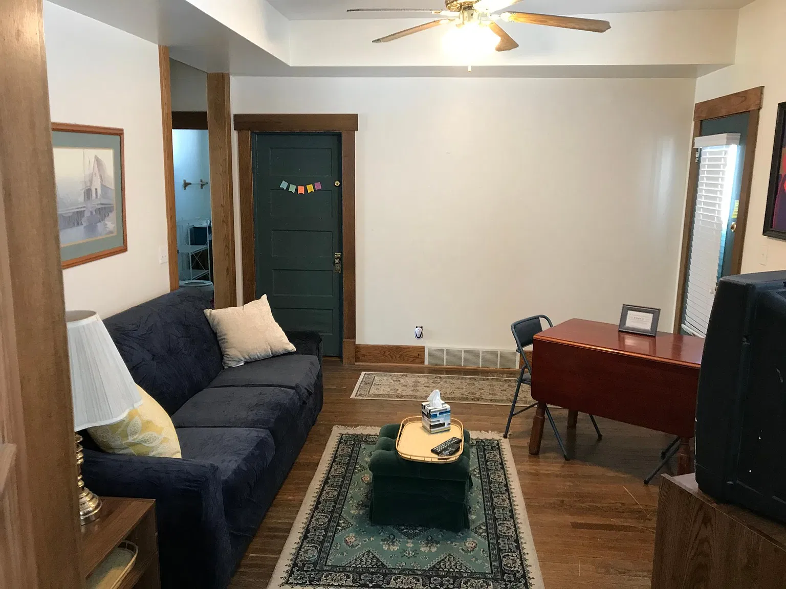 6 bed, 2443 sqft, $550 — Photo 4