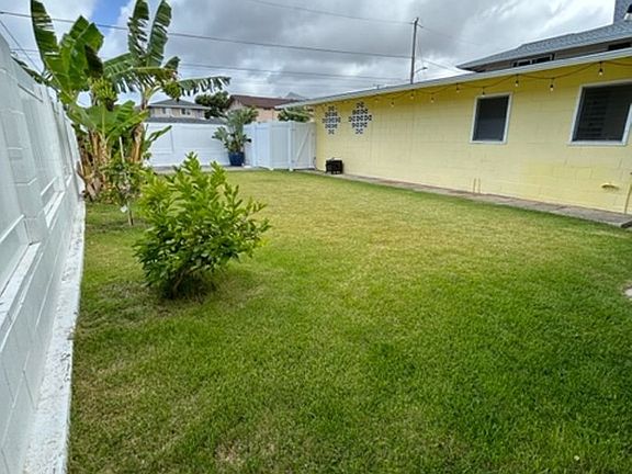 2nd image of 640 Auwai St