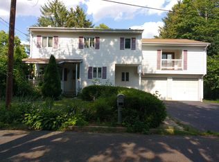 327 Birch St, Hamilton, NJ 08610