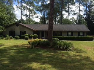 2207 Oakgrove Cir, Valdosta, GA 31602