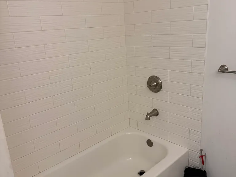 1004 Camphor Ln — Photo 16