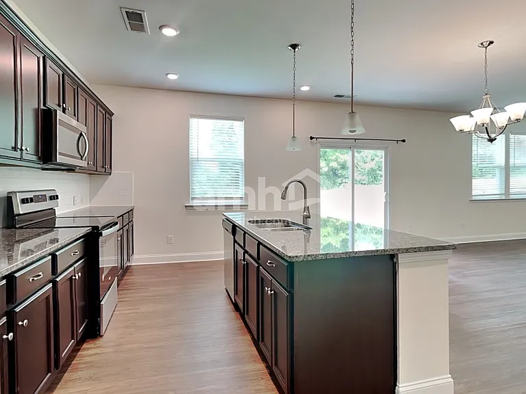 4806 Durant Ct — Photo 4