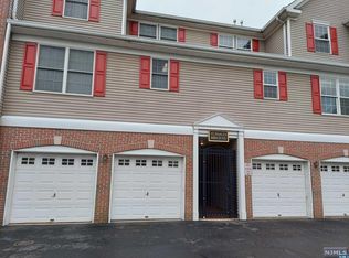 41 Birch St, Ridgefield Park, NJ 07660