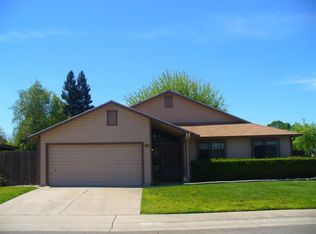 886 Spur Way, Galt, CA 95632