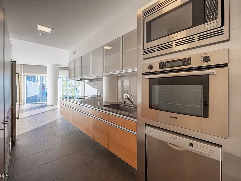 3722 Las Vegas Blvd S #701 — Photo 8