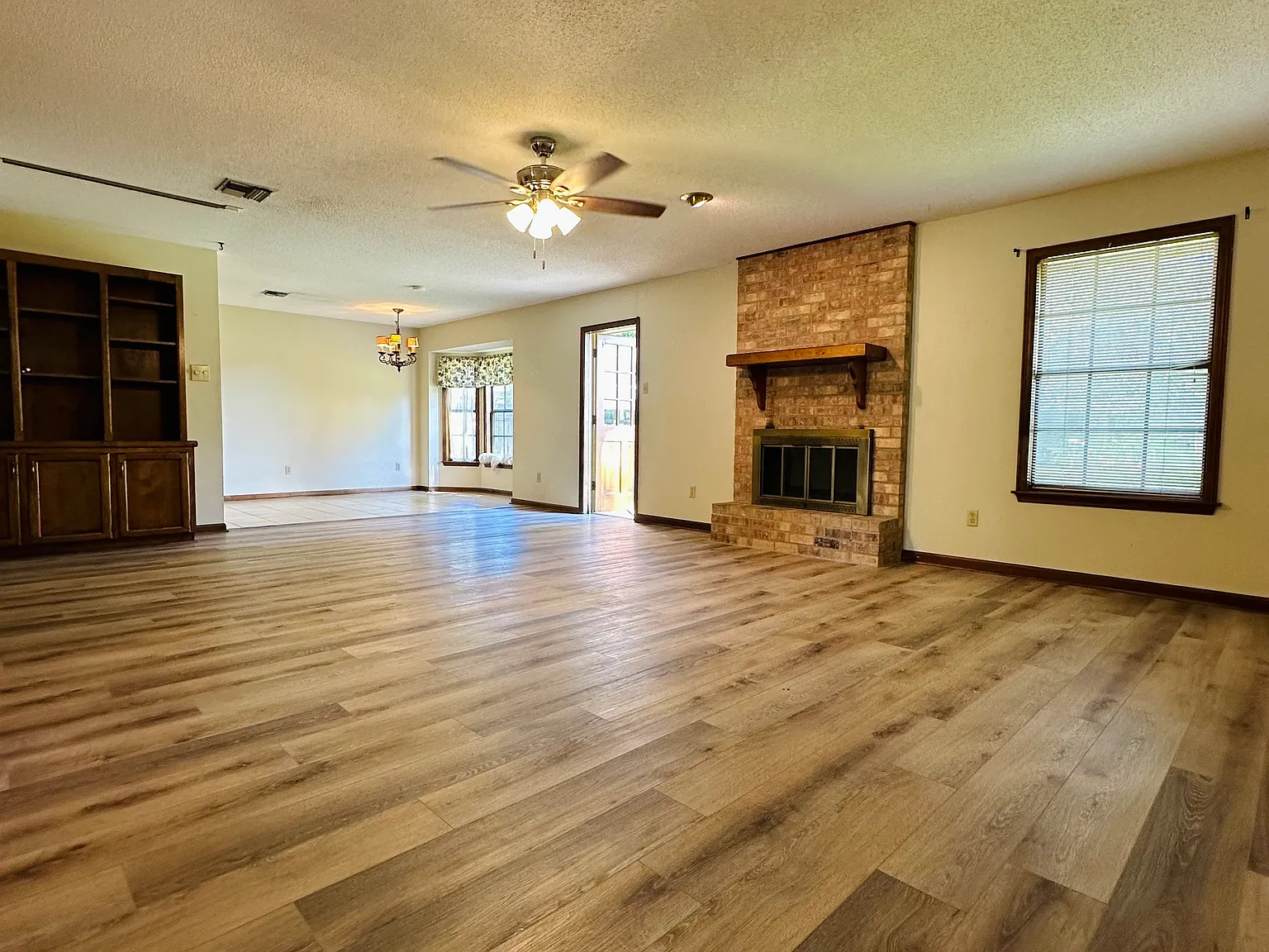 3 bed, 1780 sqft, $1,500 — Photo 3
