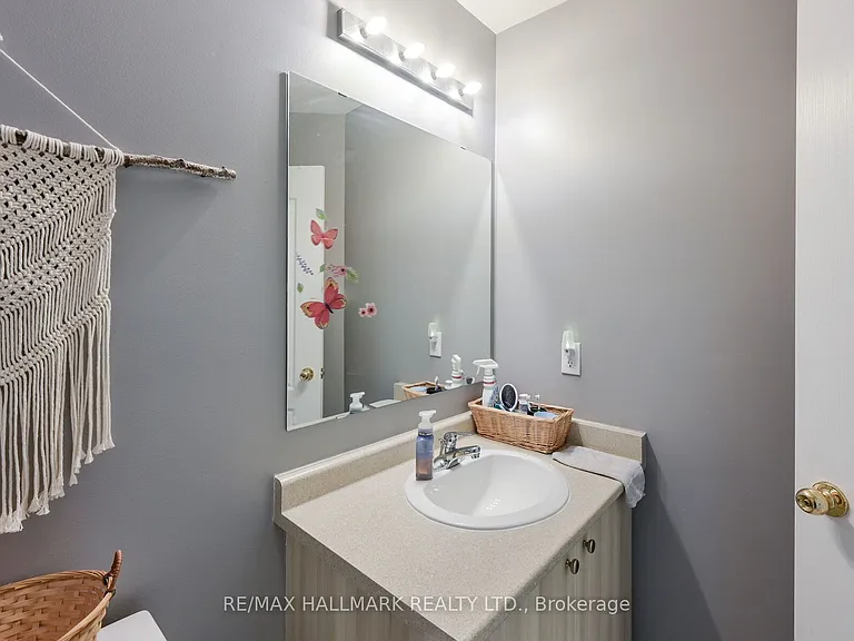 15 Old Colony Rd #87 — Photo 35