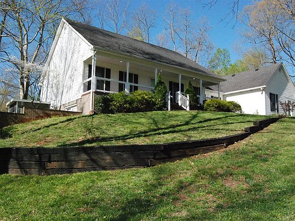 3rd image of 1600 Bays Fork Rd