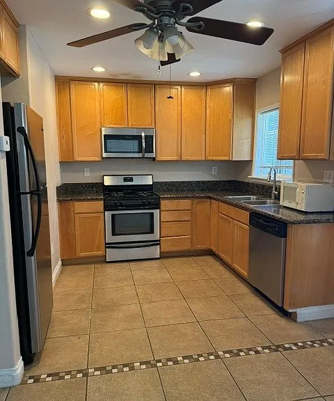 2152 Harrison Ave #2152 — Photo 3