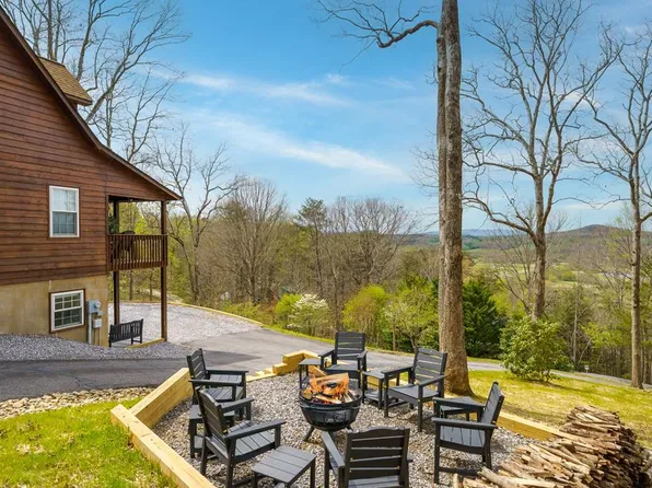 239 Northwoods Cir, Blairsville, GA 30512