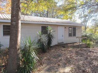 590 Peters St, Statham, GA 30666