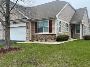 8225 Tremont Ln, Joliet, IL