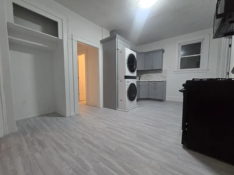 141-143 Palm St #4 — Photo 10