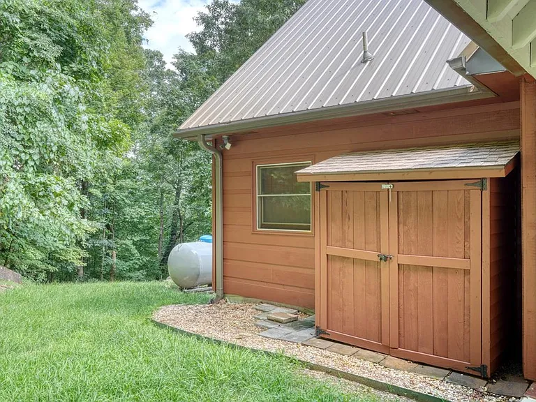 358 Kellie Drive II #II — Photo 51