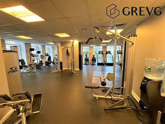 Rented by Global Real Estate Ventures Group LLC | media 14