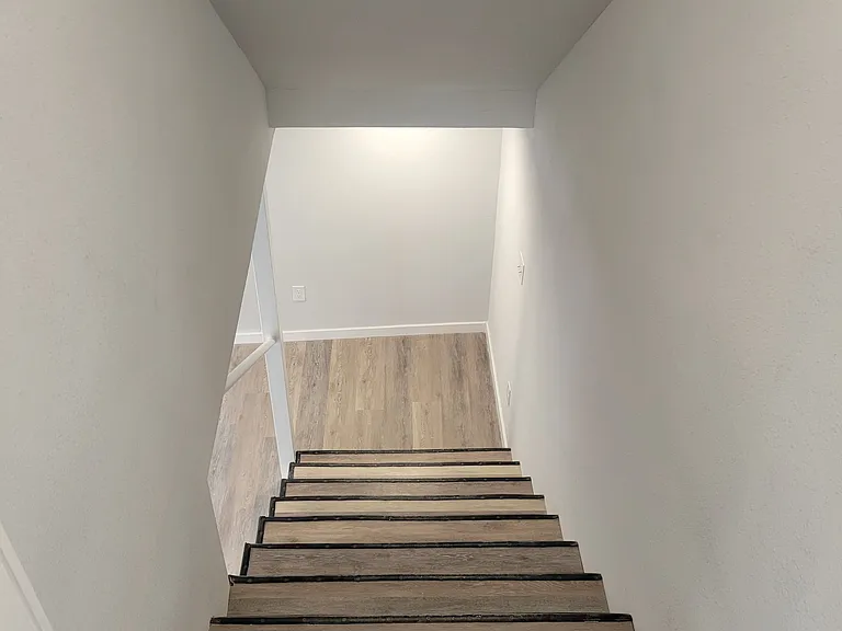 403 Locust St #A — Photo 18