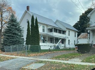 9 High St, Saint Albans, VT 05478