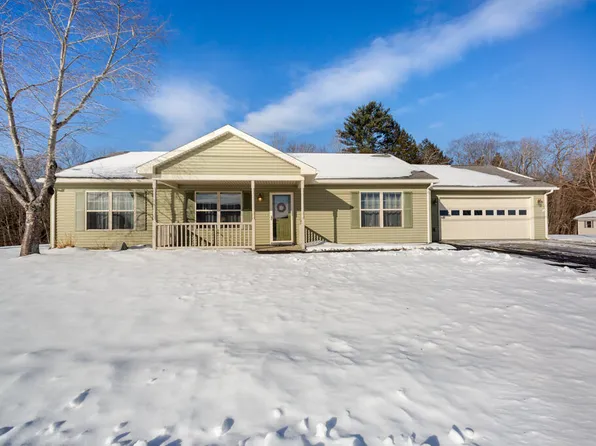 19 Fieldstone Drive #19, Oakland, ME 04963