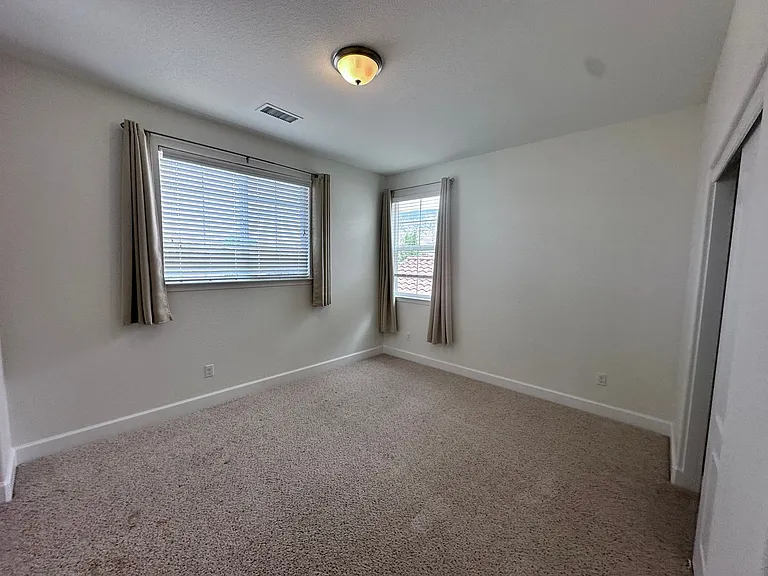 10735 Ridgebrook Dr — Photo 26