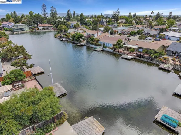608 Sand Hook Isle, Alameda, CA 94501