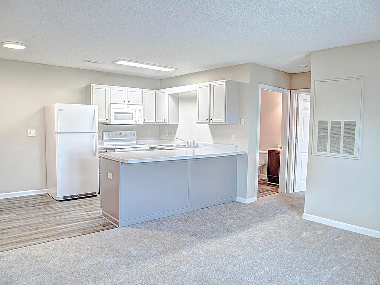 3695 Claypond Rd #H — Photo 39