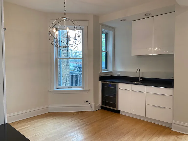 2441 N Mozart St — Photo 7