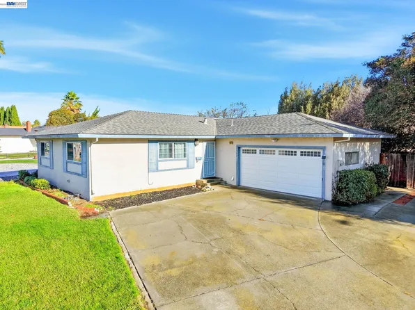 7482 Birkdale Dr, Newark, CA 94560
