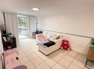 616 NW 26th Ave APT 202, Miami, FL 33125
