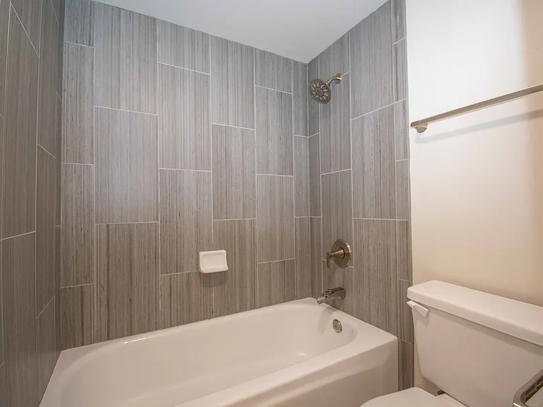3744 Pershing Ave #4 — Photo 5
