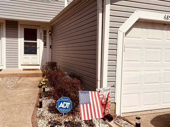 6853 Cross Key Dr, Indianapolis, IN 46268