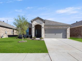 418 Comanche Dr, Cleburne, TX 76033