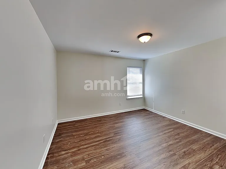 729 Rolling Downs Dr — Photo 13