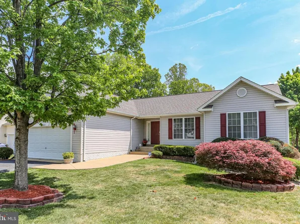 11011 Naples Ct, Fredericksburg, VA 22407