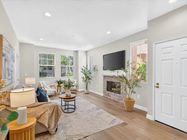18812 Caminito Cantilena Unit 124, San Diego, CA 92128