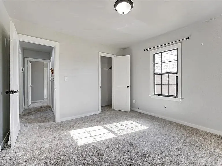 2109 NE 15th St — Photo 7