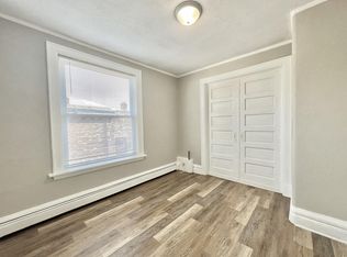15 North High Street, Janesville, WI 53548