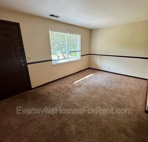 1618 Speaker Rd — Photo 7