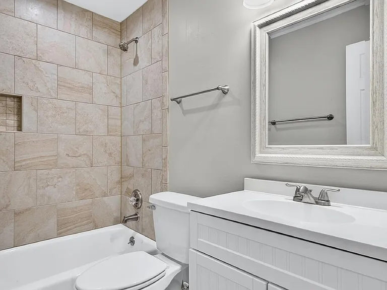 106 Allison Way #106 — Photo 34