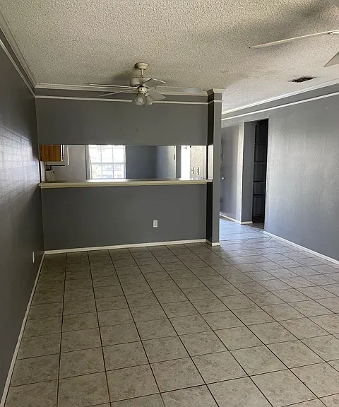 300 Kent Pl — Photo 4