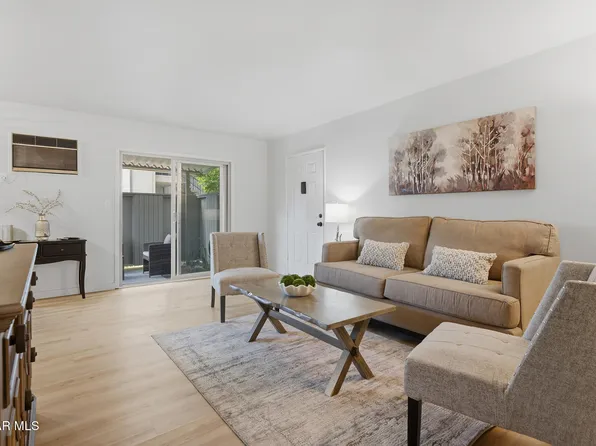 22050 Calvert St #10, Woodland Hills, CA 91367