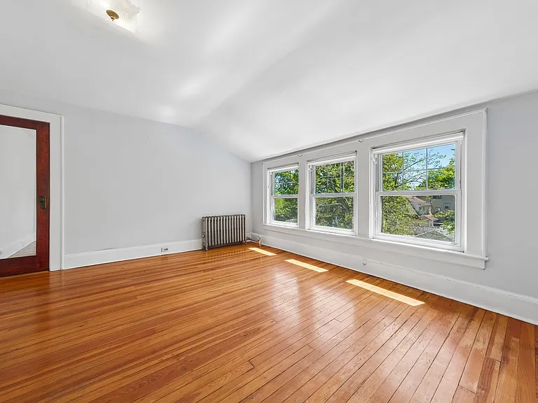 26 Lafayette Ave — Photo 15