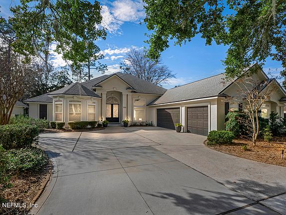 3rd image of 1454 HARRINGTON PARK Drive