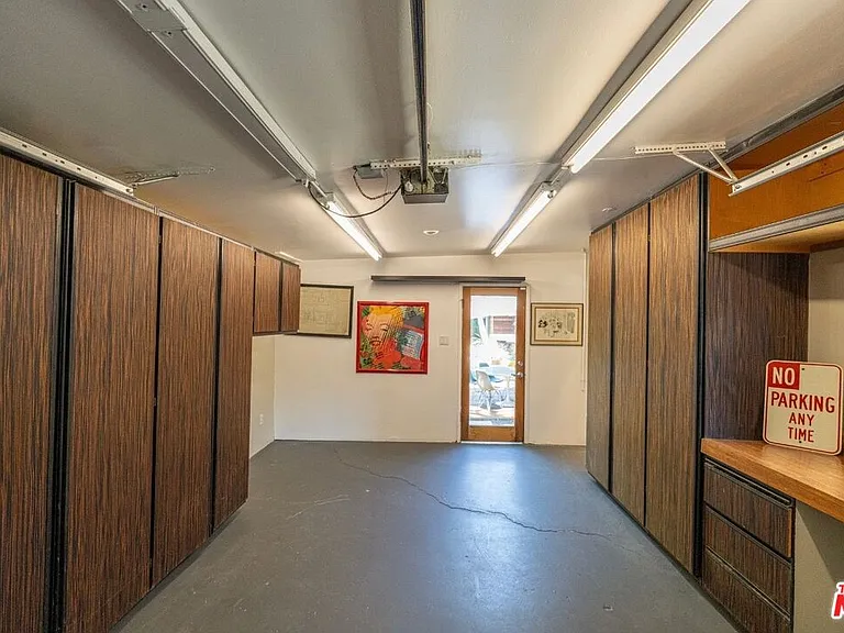 5715 Satsuma Ave — Photo 17
