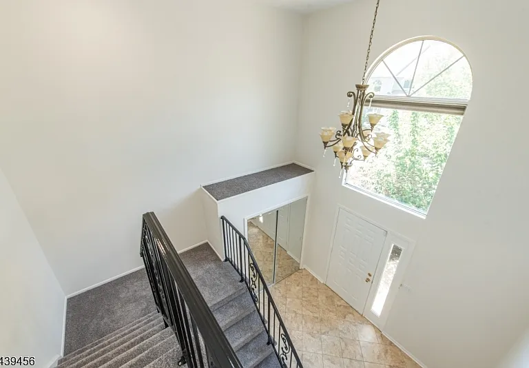 50 Castle Ridge Dr — Photo 4