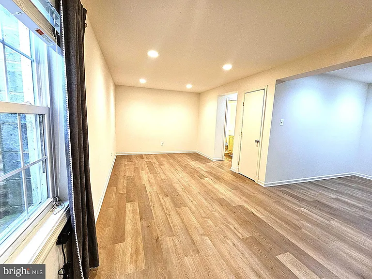 3956 Bradwater St — Photo 29