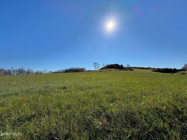 Tulls Hill Rd, Manns Choice, PA 15550